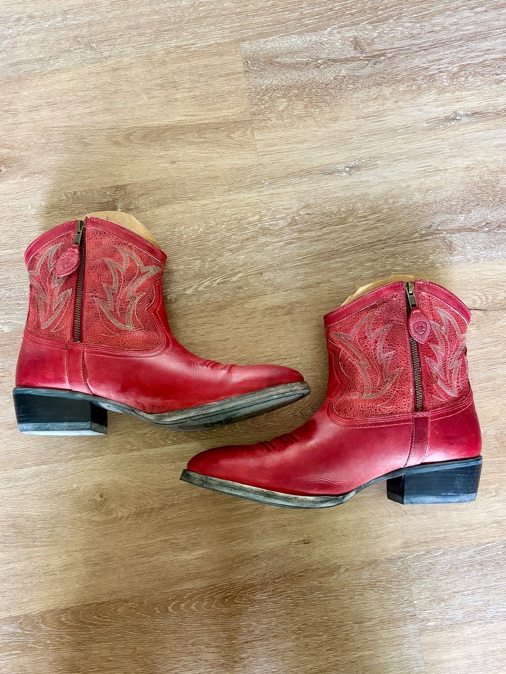 Ariat Red Leather Western Cowboy Boots Size 11 - Picture 6 of 8